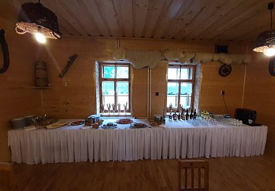 Svatba, křtiny a oslavy na chatě v Beskydech